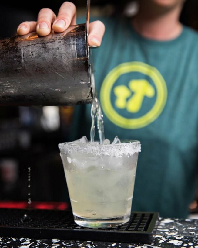 downtown-happy-hours-nooga-nightlife